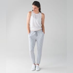 Lululemon Jet Crop Pant (Luon) Wee Are From Space Nimbus Battleship Gray M/L